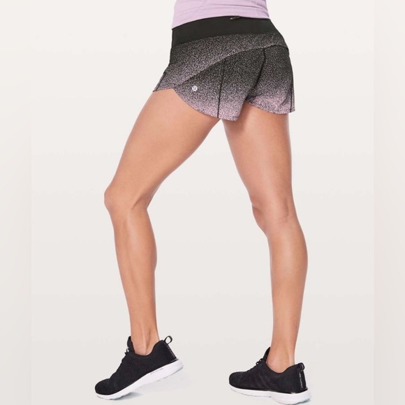 Lululemon Speed Up Short 2.5” Ombre Speckle Stop Print Vintage Pink Black Size 4 - Picture 1 of 8